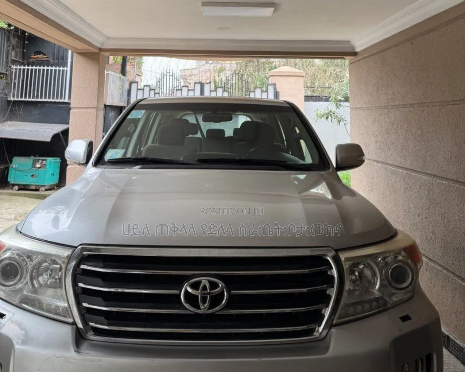 Toyota Land Cruiser 2013 Silver