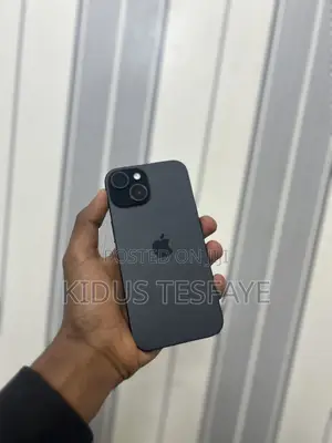 New Apple iPhone 15 128 GB Black
