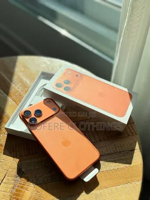 New Apple iPhone 17 Pro Max 256 GB Orange