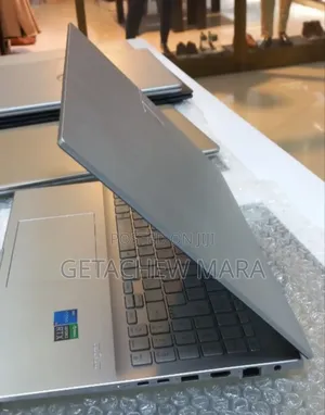 Photo - New Laptop Asus VivoBook 15 X505BA 16GB Intel Core I5 SSD 512GB