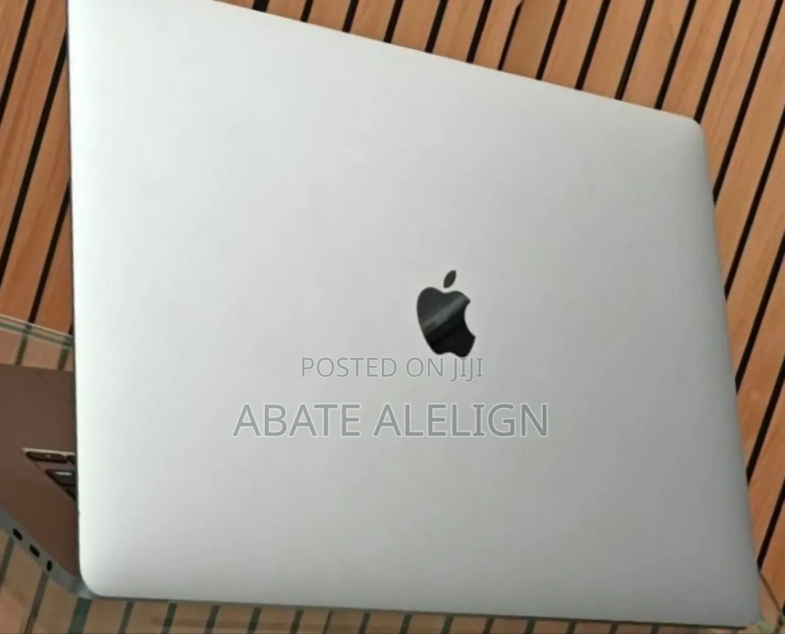 New Laptop Apple MacBook Pro 2019 16GB Intel Core I7 SSD 512GB