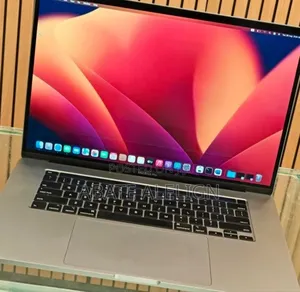 New Laptop Apple MacBook Pro 2019 16GB Intel Core I7 SSD 512GB