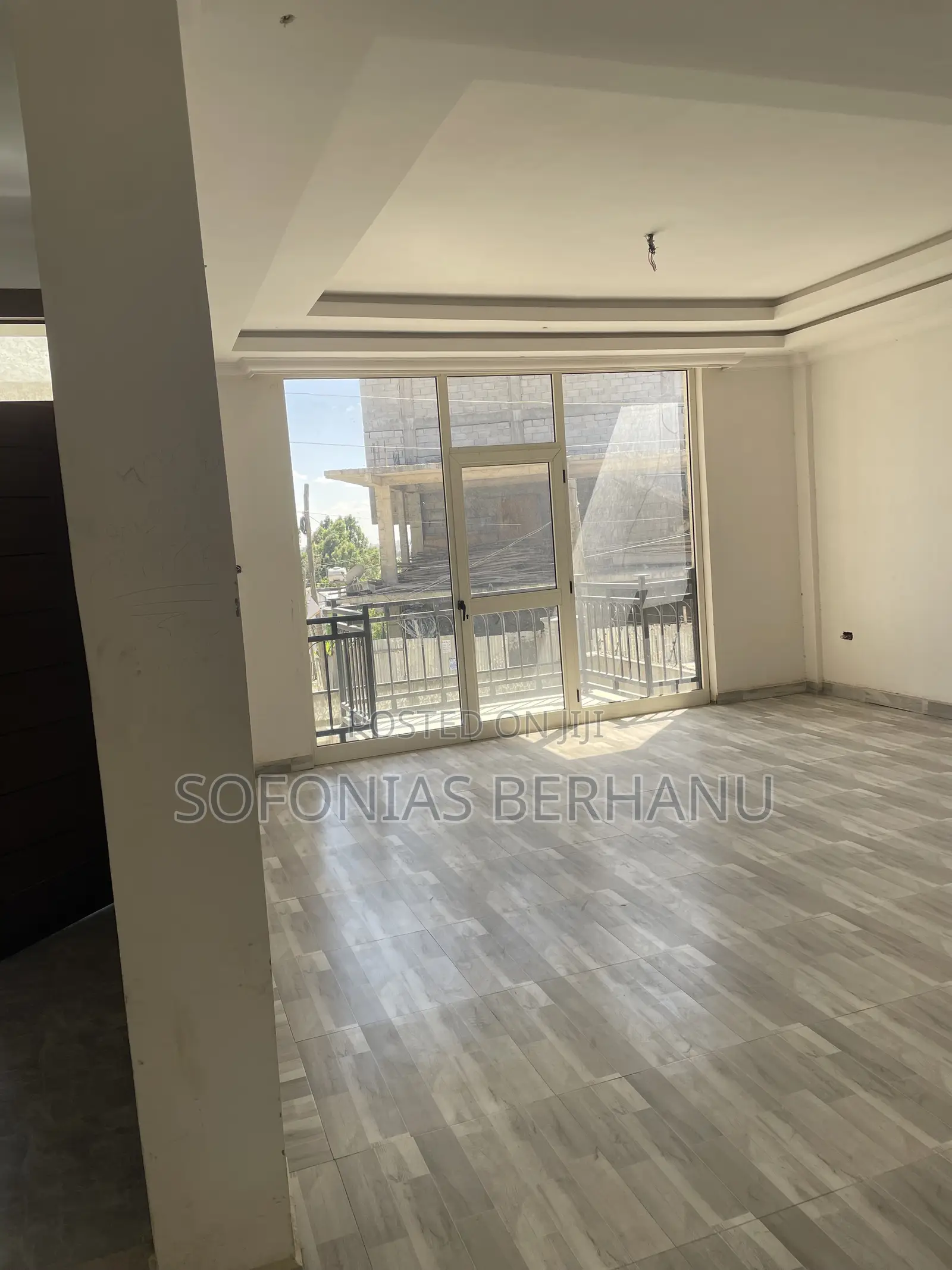 5bdrm House in Bole for sale