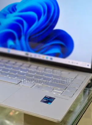 Photo - New Laptop HP Envy 13 16GB Intel Core I7 SSD 512GB
