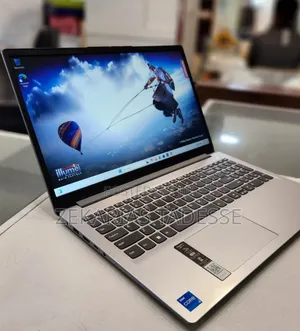 New Laptop Lenovo 8GB Intel Core I5 SSD 512GB