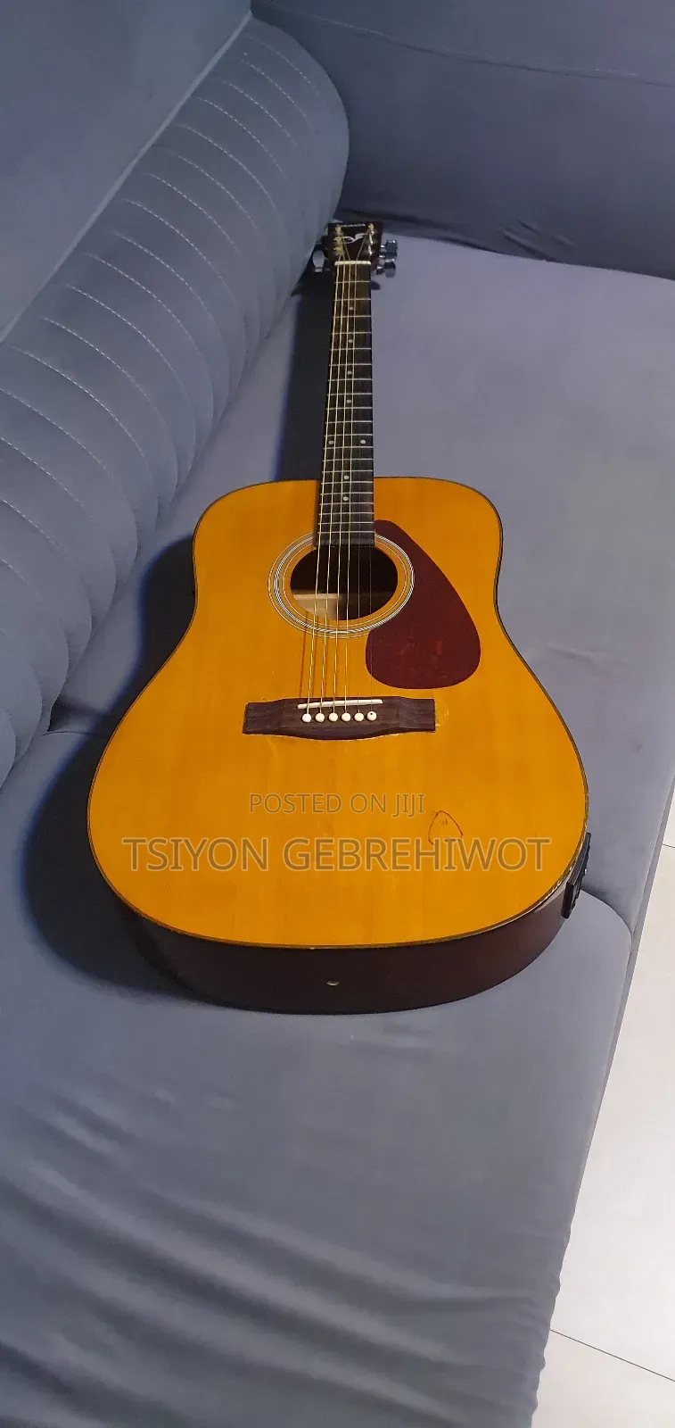 Yamaha F-340 Guitar