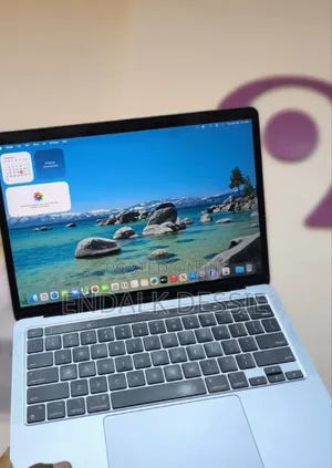 Photo - New Laptop Apple MacBook Pro 2020 M1 8GB Apple M1 Pro SSD 512GB