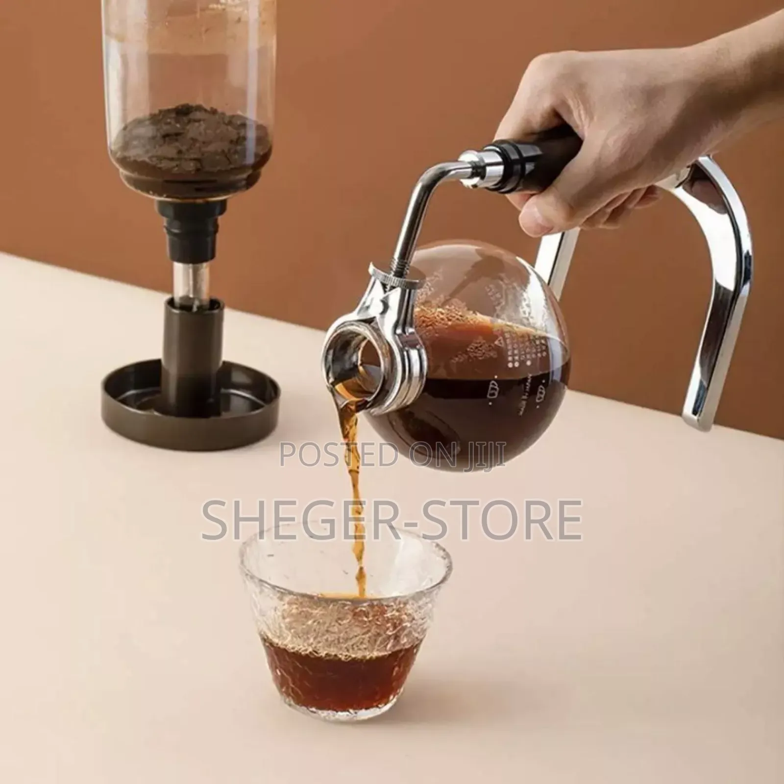 Siphon Coffee Maker
( መብራት ሳይፈልግ በአልኮል ብቻ በፍጥነት ቡና የሚያፈሉበት )