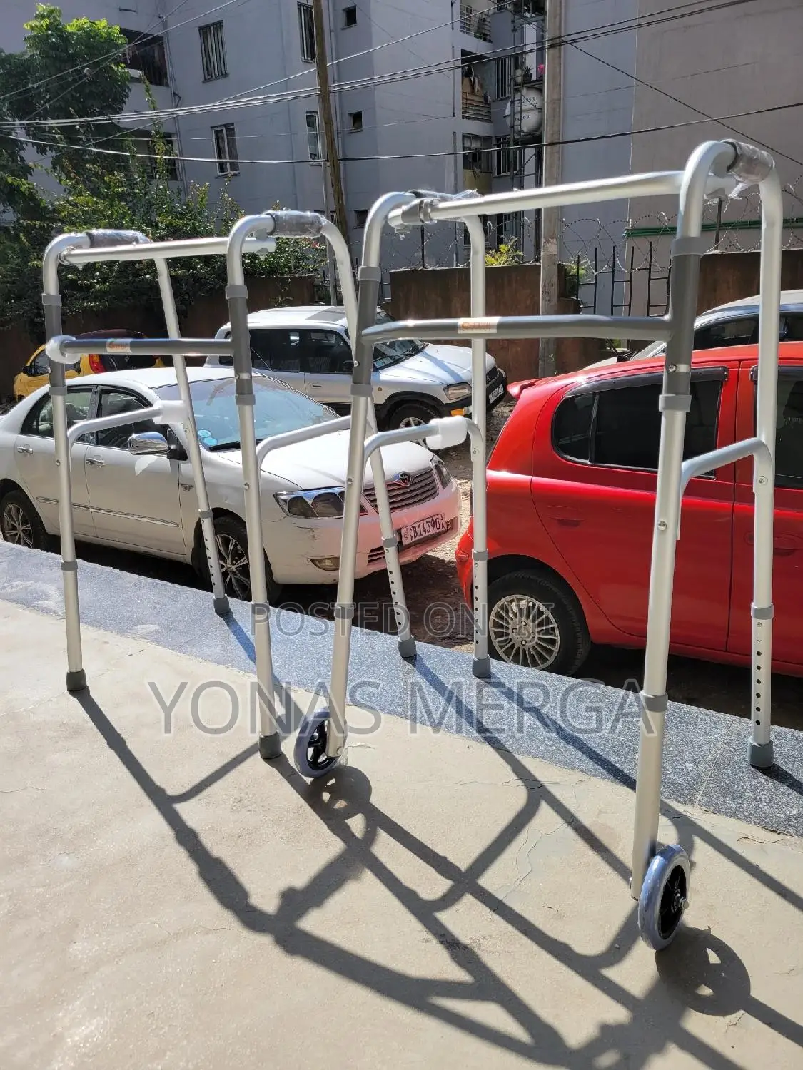 Walker檨㟲4legged Walker窟䗪of Aluminum, So It's Lightweight