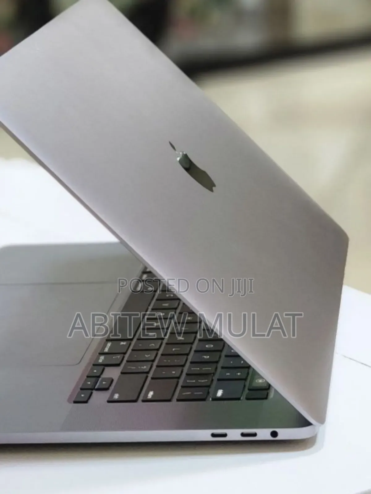 New Laptop Apple MacBook Pro 2019 32GB Intel Core I9 SSD 1T
