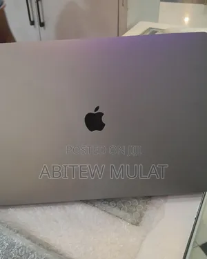 New Laptop Apple MacBook Pro 2019 32GB Intel Core I9 SSD 1T