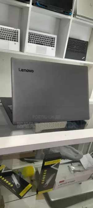 Photo - New Laptop Lenovo Ideapad 3 8GB Intel Core I5 SSD 256GB