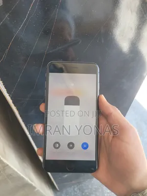 Apple iPhone 8 Plus 64 GB Black