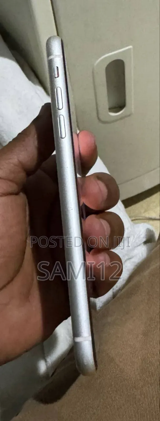 New Apple iPhone 11 128 GB White