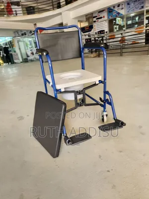 Photo - Commode Wheelchair癲馬wheelchair軟上wheelchair寄出wheelchair夠本wheelchair New