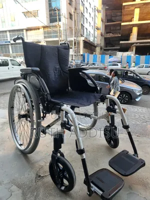 Foldable Wheelchair蝨弓wheelchair奢求wheelchair煞車wheelchair易名wheelchair