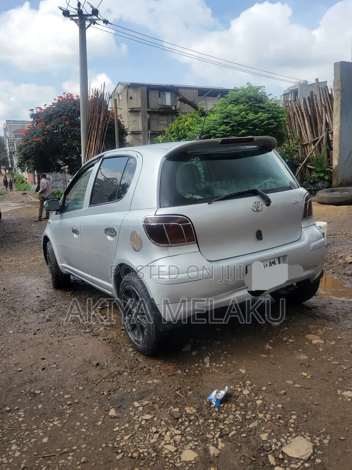 Toyota Vitz 2004 Gray