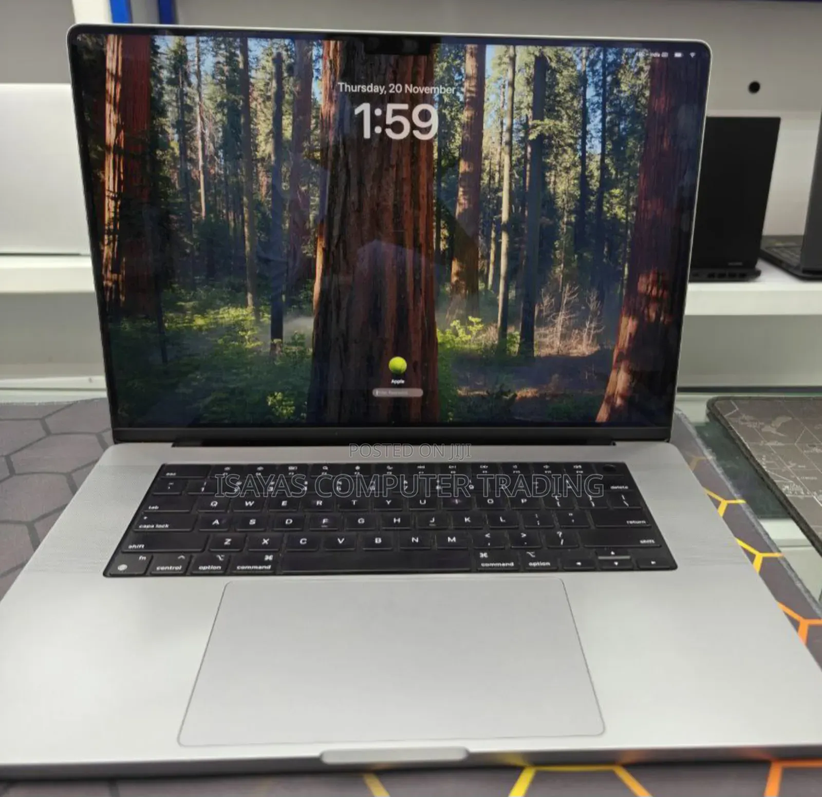 New Laptop Apple MacBook Pro M1 64GB SSD 1T