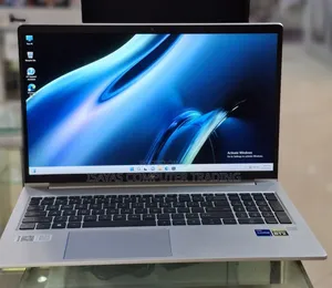 New Laptop HP 16GB Intel Core I7 SSD 512GB