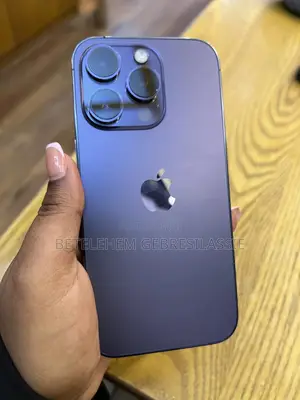 Photo - Apple iPhone 14 Pro 128 GB Purple