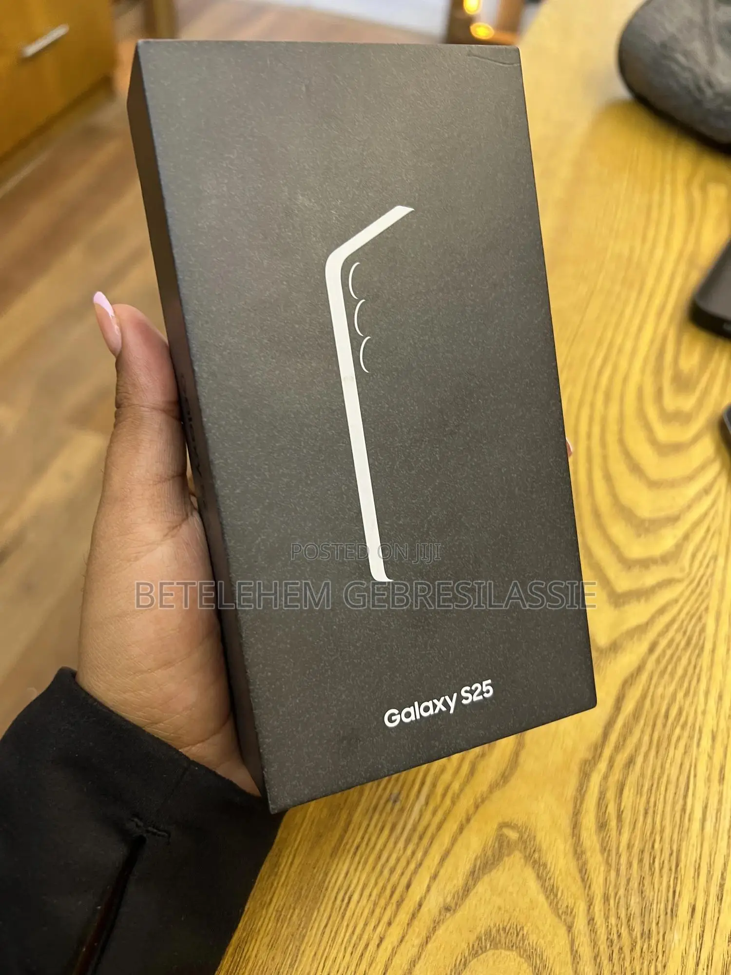 New Samsung Galaxy S25 256 GB Gray