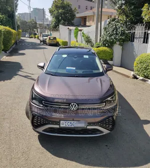 Volkswagen ID.6 2023 Brown