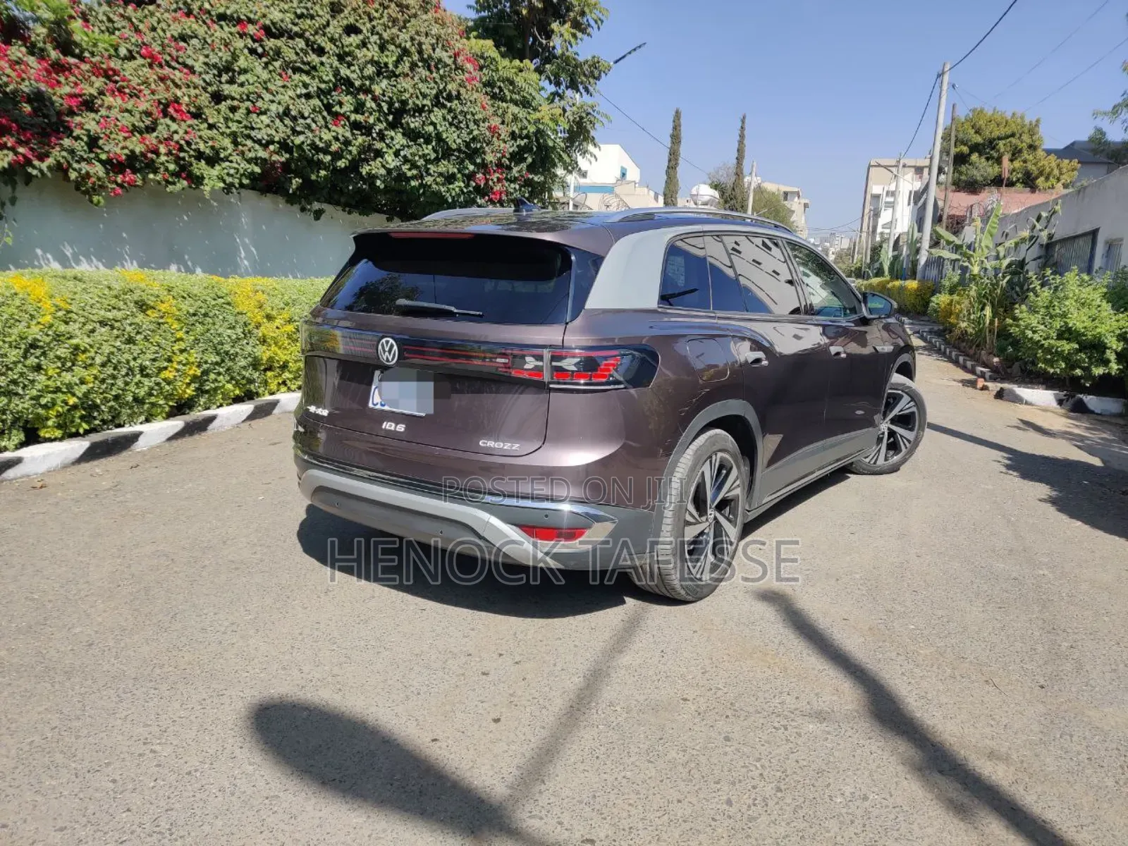 Volkswagen ID.6 2023 Brown