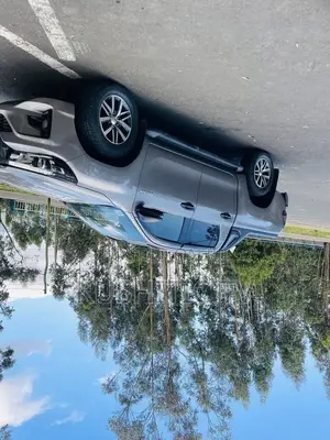 Toyota Hilux 2020 Gray