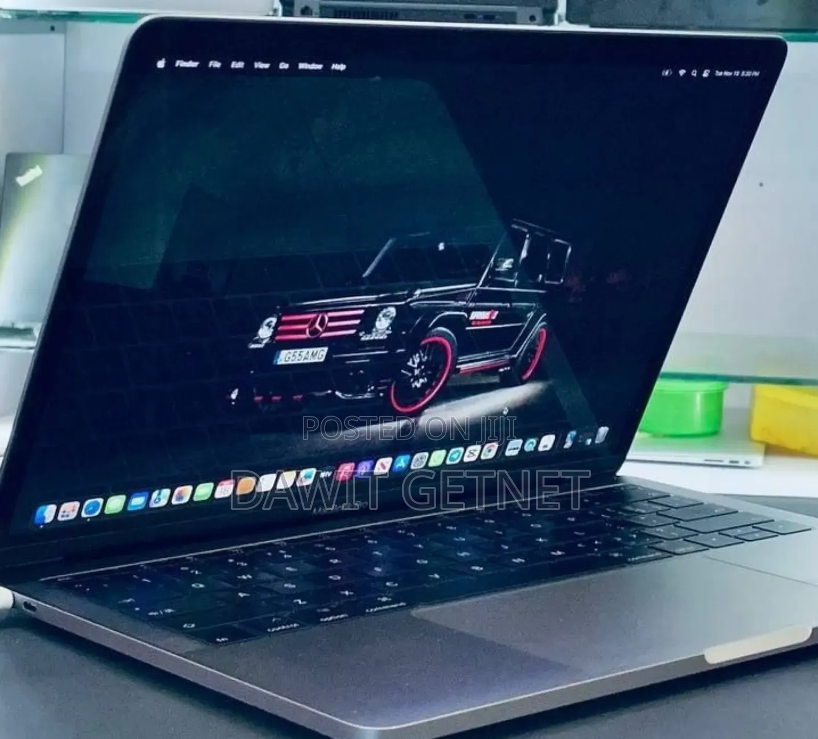 New Laptop Apple MacBook Pro 2017 8GB Intel Core I5 SSD 128GB