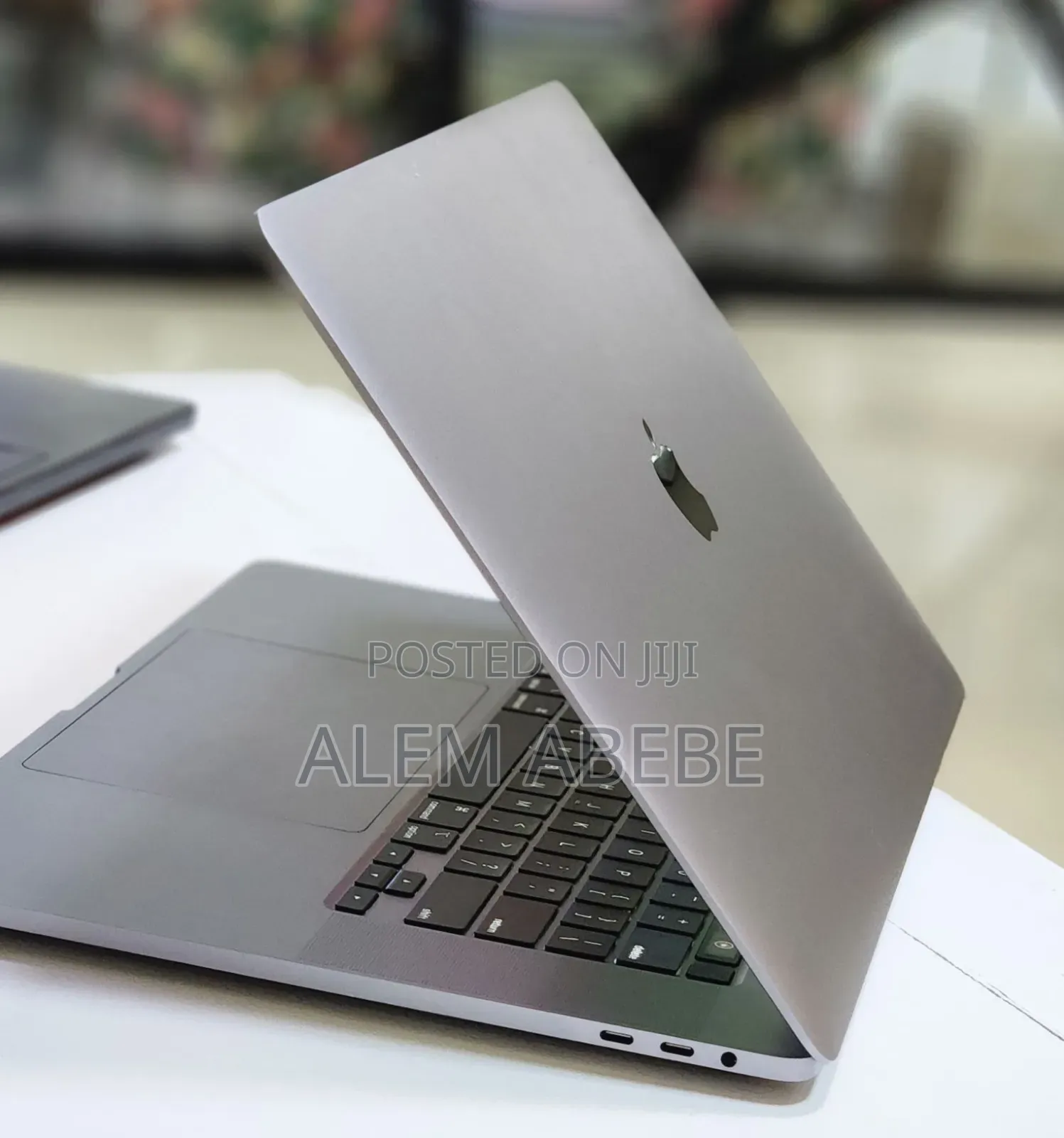 New Laptop Apple MacBook Pro 2019 32GB Intel Core I9 SSD 1T