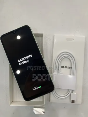 New Samsung Galaxy A14 64 GB Gold