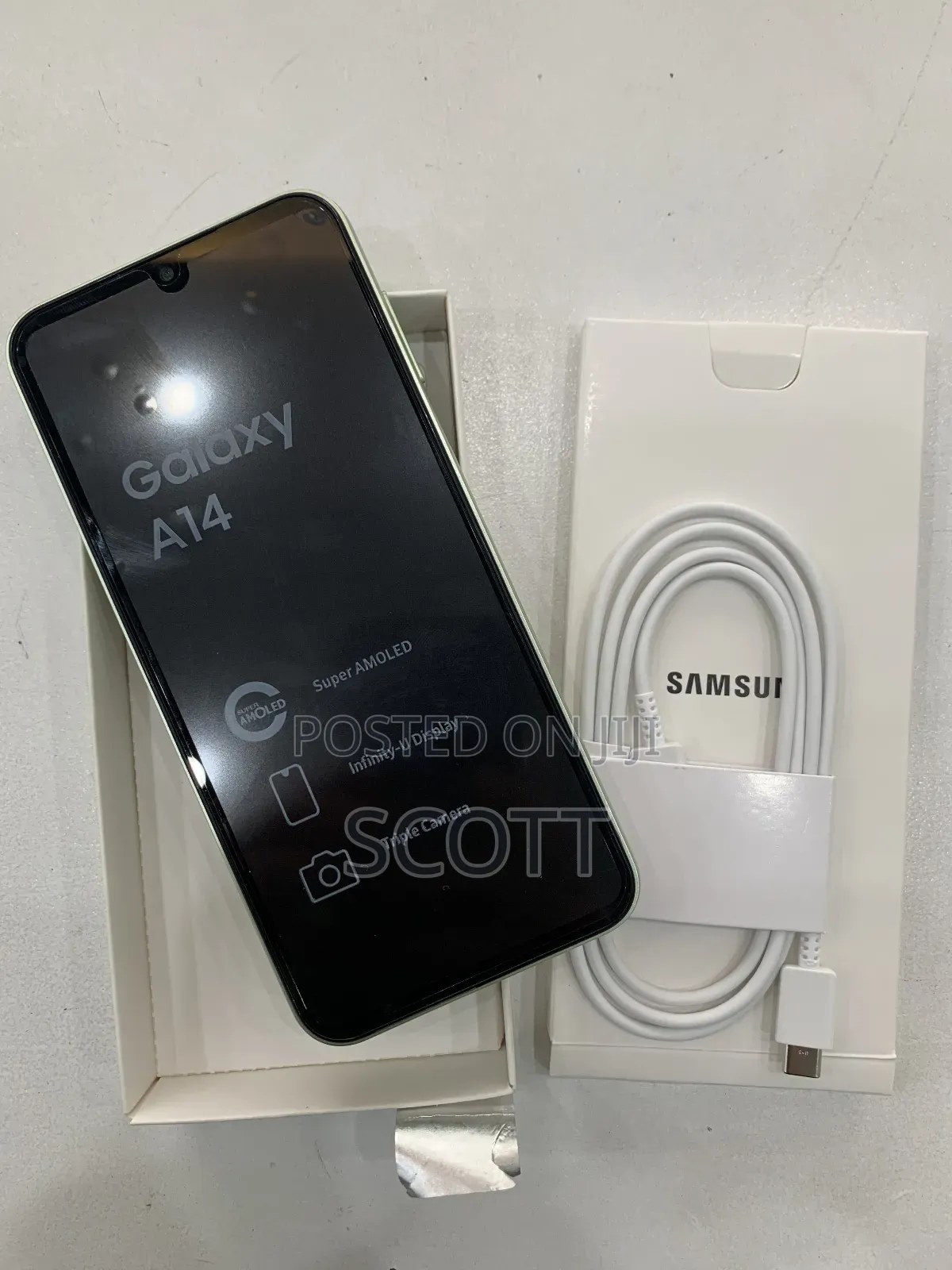 New Samsung Galaxy A14 64 GB Gold