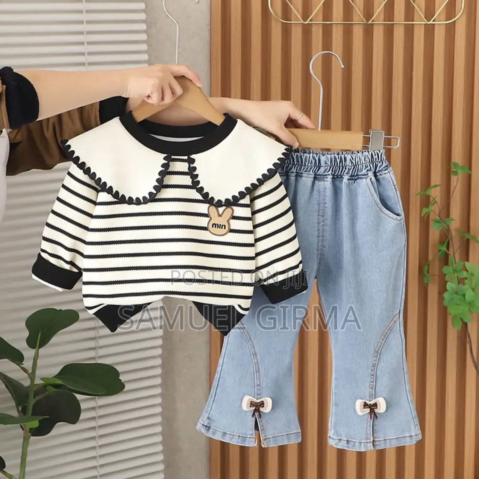 Mk- 0705 Girls Two Piece Set Casual Outfit Size: 1-5 Years