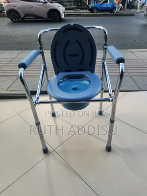Photo - Commode Chair痛哭brand New Toilet Chair丸的commode Chair鳵不commode Chair
