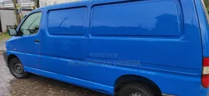 Photo - New Toyota HiAce 2011 Blue