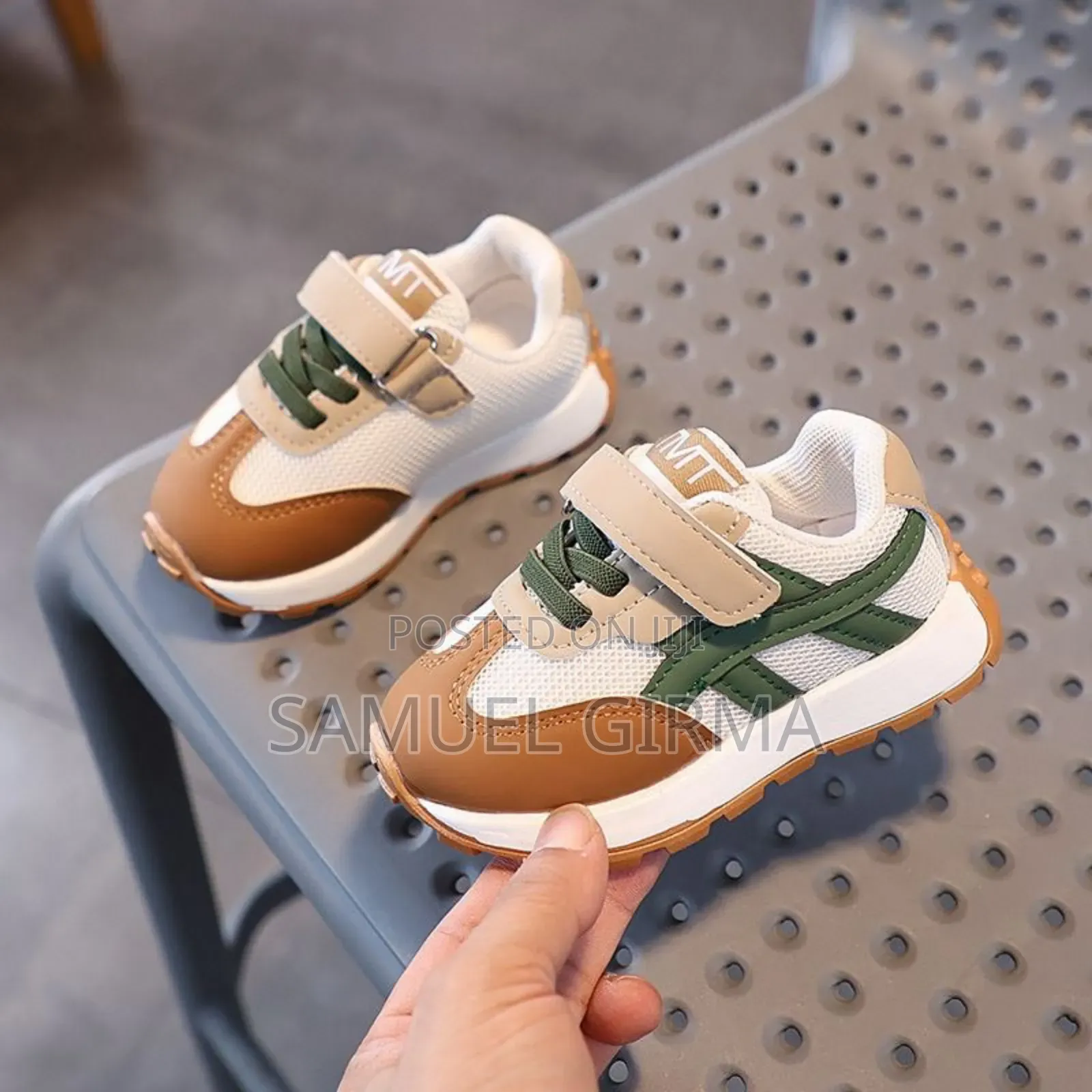 Mk- 0699 Unisex Kids Sports Shoes Size: 21-25