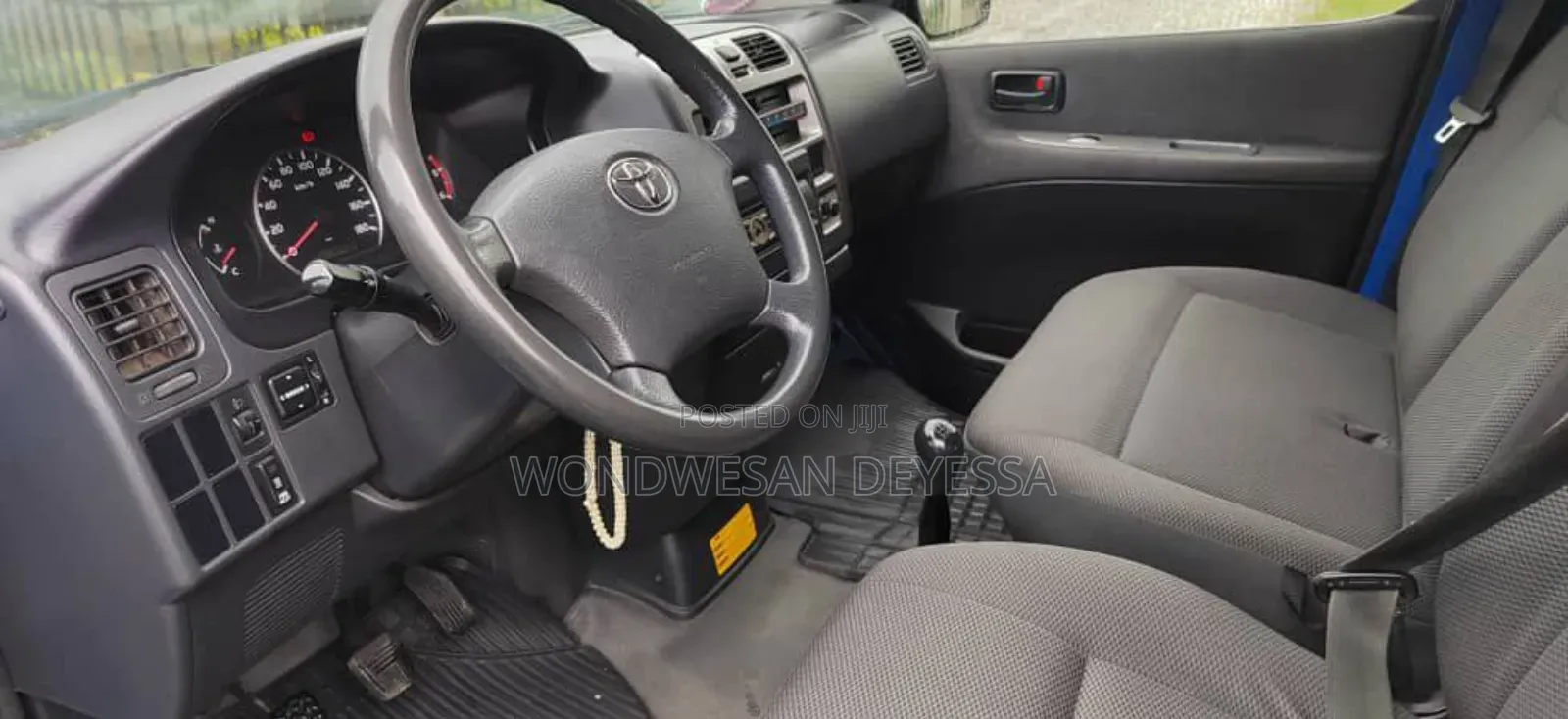 New Toyota HiAce 2011 Blue