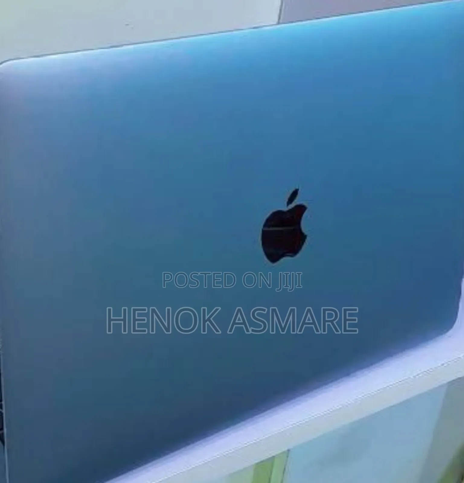 New Laptop Apple MacBook Air 8GB Apple M1 SSD 256GB