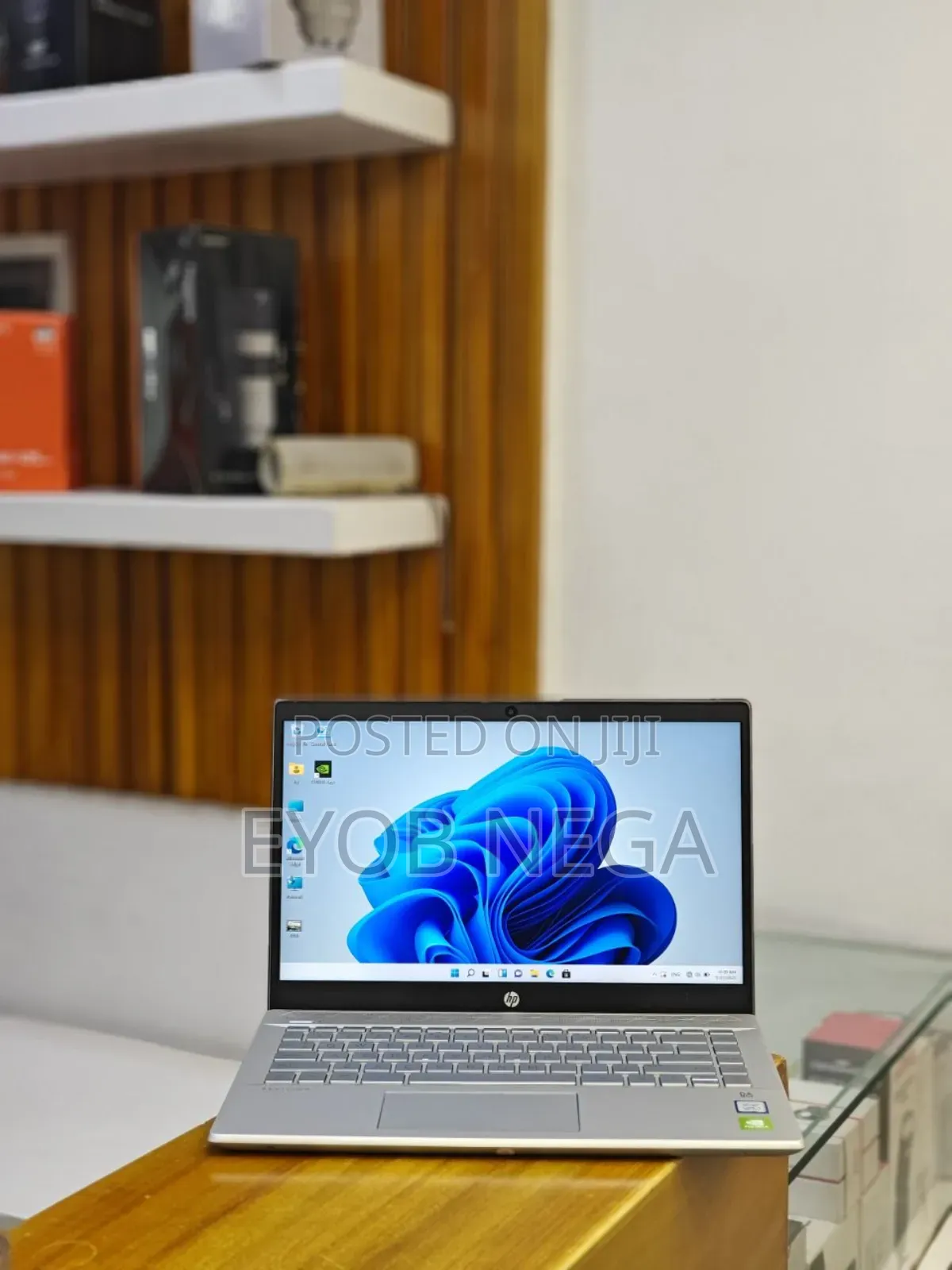 New Laptop HP Pavilion 14 8GB Intel Core I5 SSD 256GB