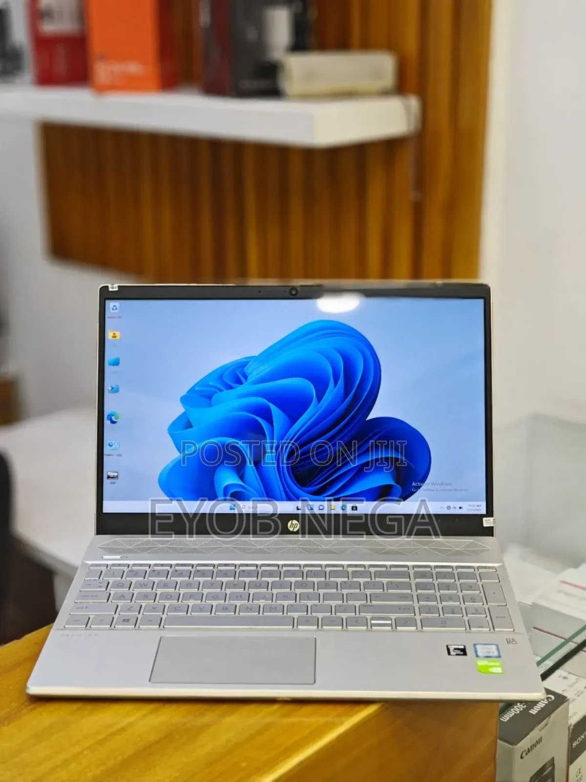 New Laptop HP Pavilion 15 8GB Intel Core I5 SSD 256GB