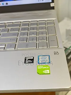 New Laptop HP Pavilion 15 8GB Intel Core I5 SSD 256GB