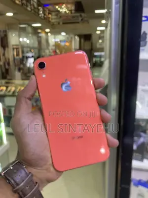 Photo - Apple iPhone XR 64 GB
