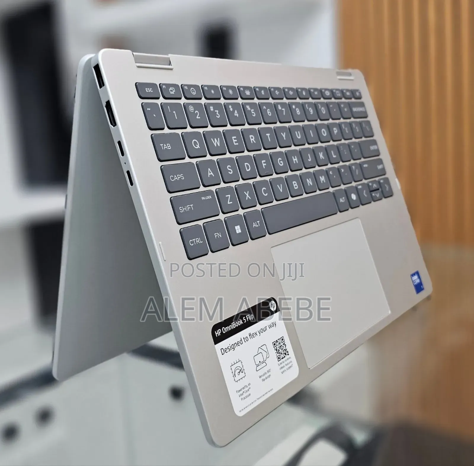 New Laptop HP OmniBook 5 14" 16GB Intel Core 7 SSD 512GB