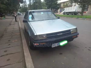 Photo - Toyota Sprinter 1986 Silver