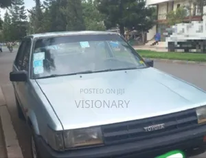 Toyota Sprinter 1986 Silver