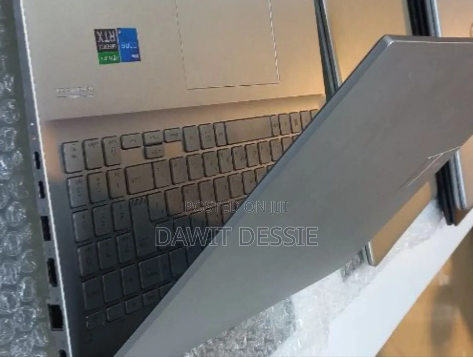 New Laptop Asus 16GB Intel Core I7 SSD 1T