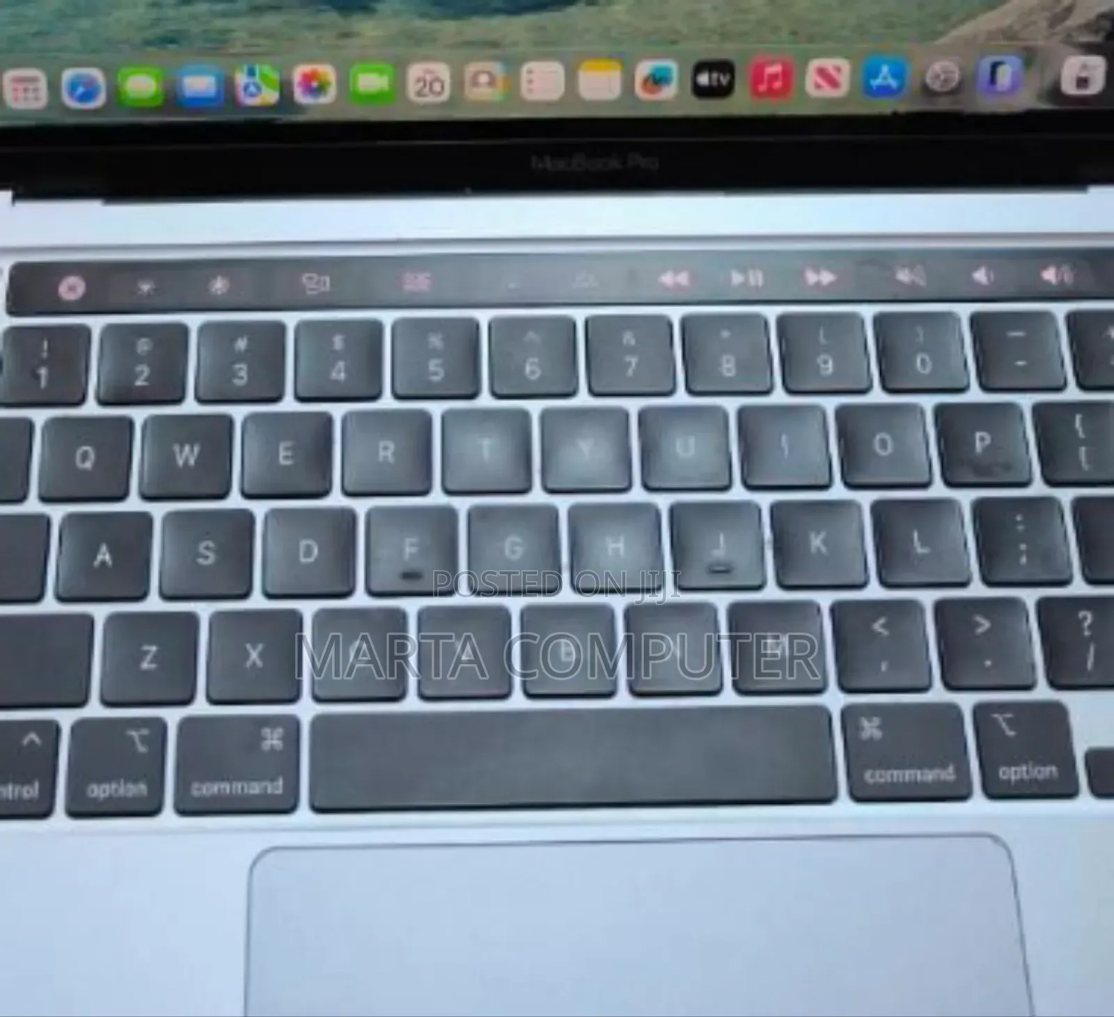 New Laptop Apple MacBook Pro M1 8GB Intel Core I9 SSD 512GB