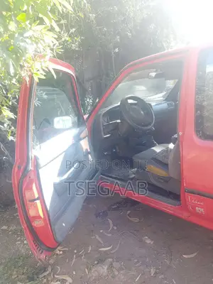 Toyota Hilux Surf 1985 Red