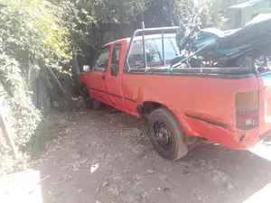 Toyota Hilux Surf 1985 Red