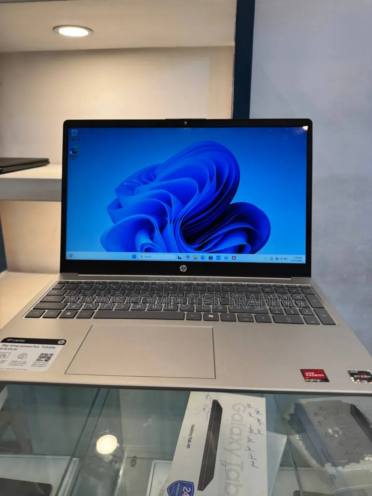 New Laptop HP Stream Notebook 16GB AMD Ryzen 5 SSD 256GB